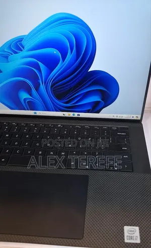 New Laptop Dell XPS 15 9500 16GB Intel Core i7 SSD 512GB