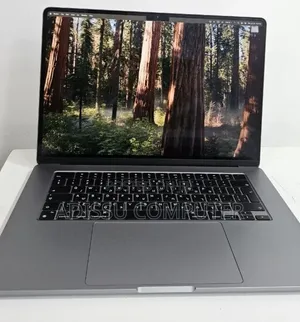 New Laptop Apple MacBook Air 2024 M3 8GB Apple M3 SSD 512GB