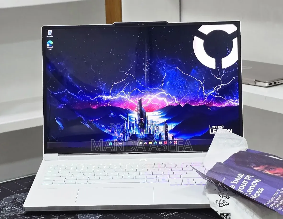 New Laptop Lenovo Legion 7 32GB Intel Core Ultra 7 SSD 1T