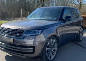 New Land Rover Range Rover P400 SE LWB 7 Seat 2025 Gray