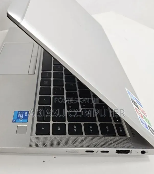 New Laptop HP EliteBook 840 G8 16GB Intel Core i5 SSD 512GB