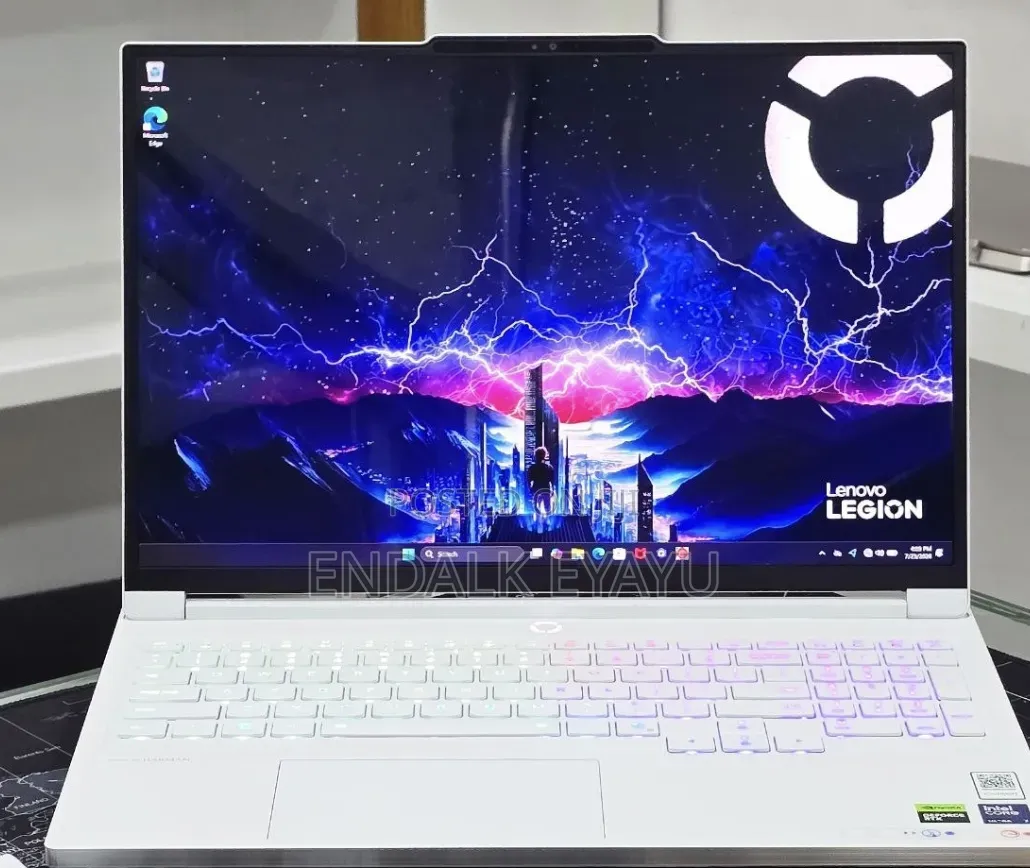 New Laptop Lenovo Legion 7 32GB Intel Core Ultra 7 SSD 1T