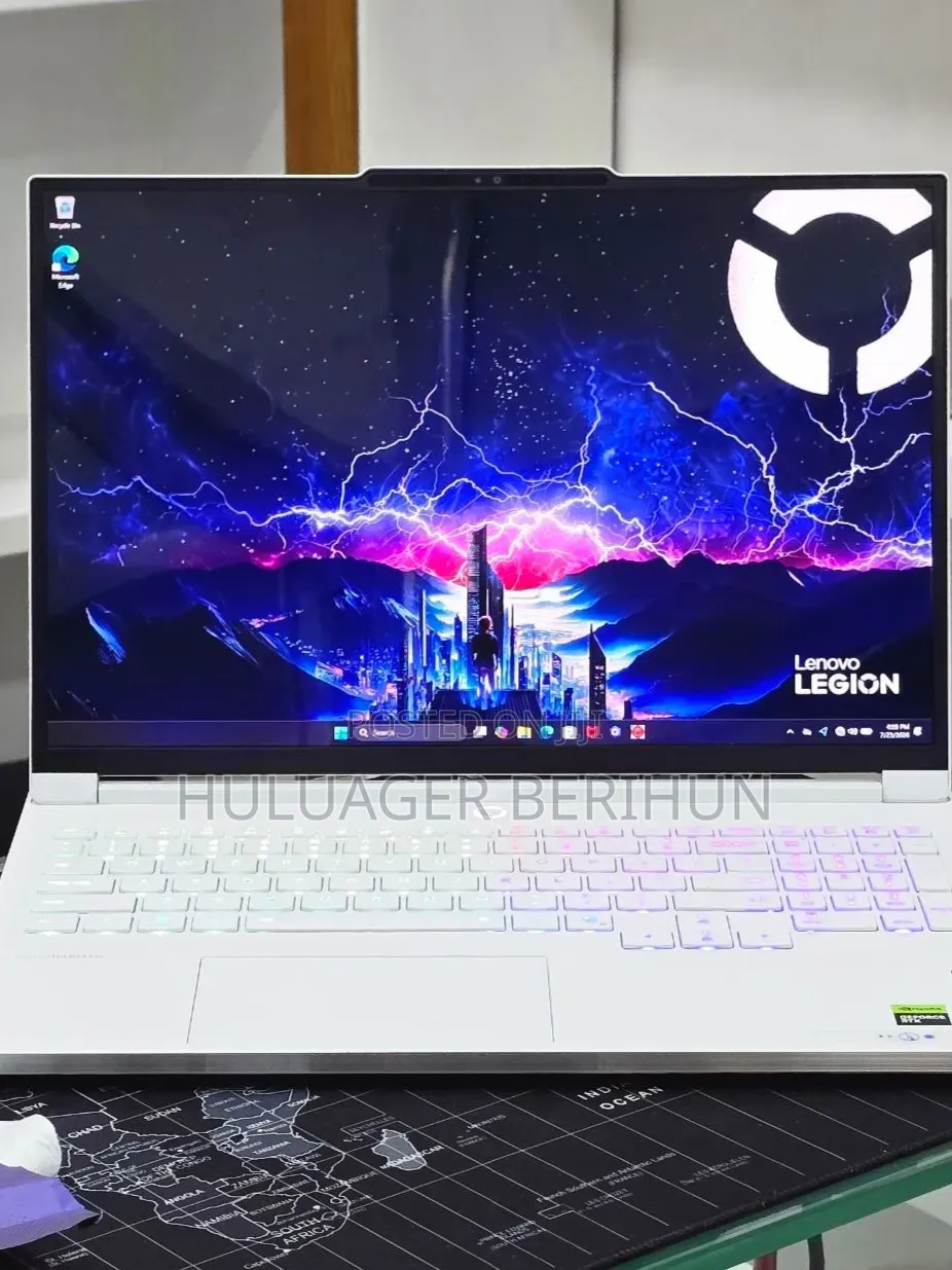 New Laptop Lenovo Legion 7 32GB Intel Core Ultra 7 SSD 1T