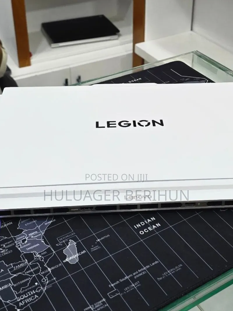 New Laptop Lenovo Legion 7 32GB Intel Core Ultra 7 SSD 1T