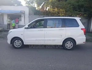 Wuling 7 Seater 
Manual 
3,000