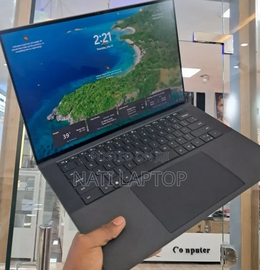New Laptop Dell Precision 5560 16GB Intel Core i7 SSD 512GB