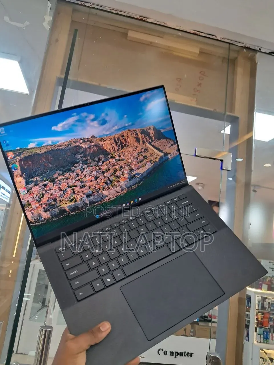 New Laptop Dell Precision 5560 16GB Intel Core i7 SSD 512GB