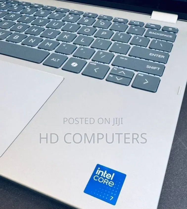 New Laptop HP OmniBook 5 14" 16GB Intel Core 7 SSD 512GB