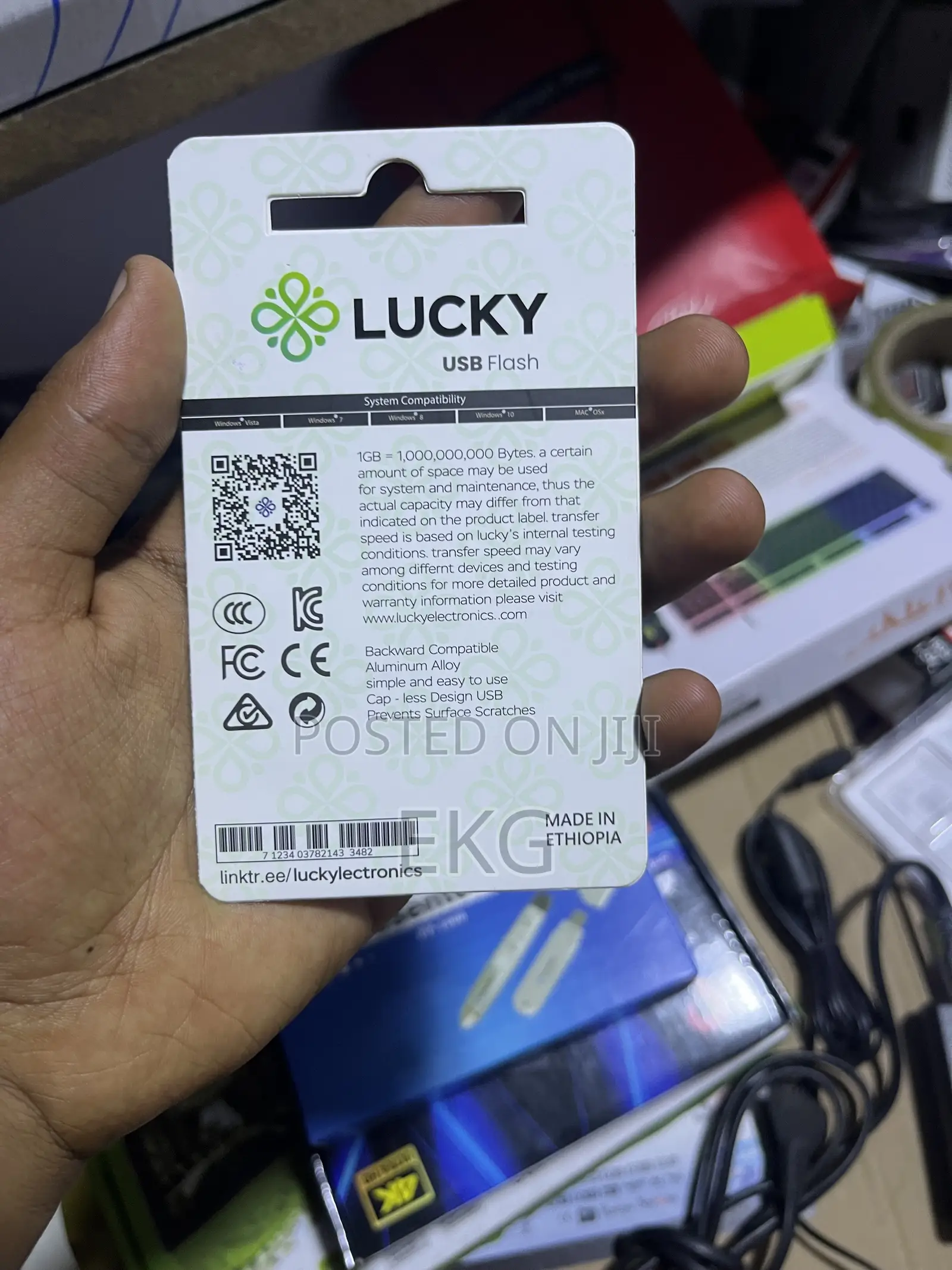 Lucky 128GB Flash Drive ዩኤስቢ ፍላሽ - USB 3.0 Fast Speed