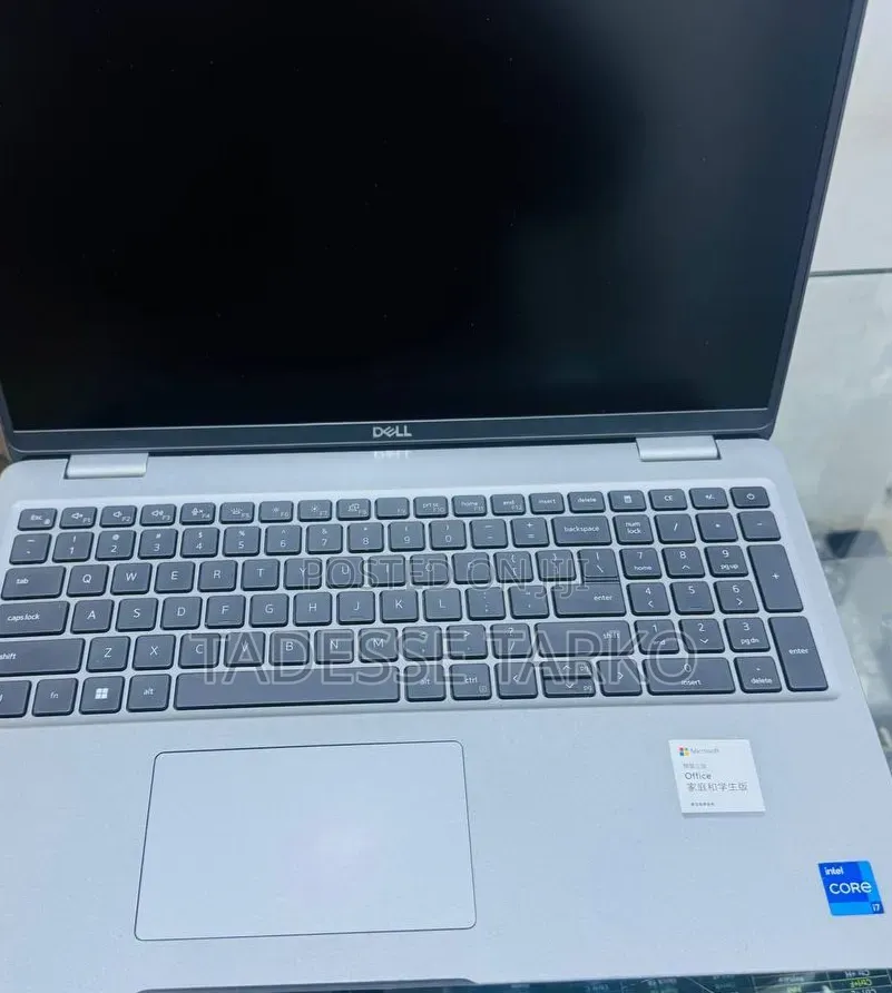 New Laptop Dell Precision 3581 16GB Intel Core i7 SSD 1T