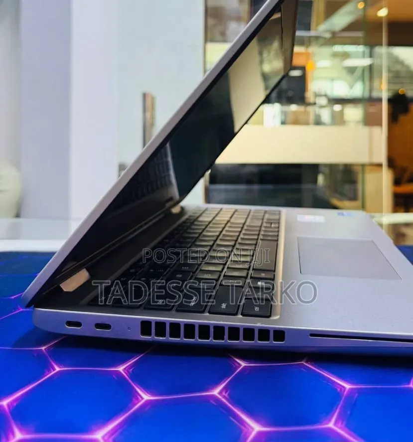 New Laptop Dell Precision 3581 16GB Intel Core i7 SSD 1T