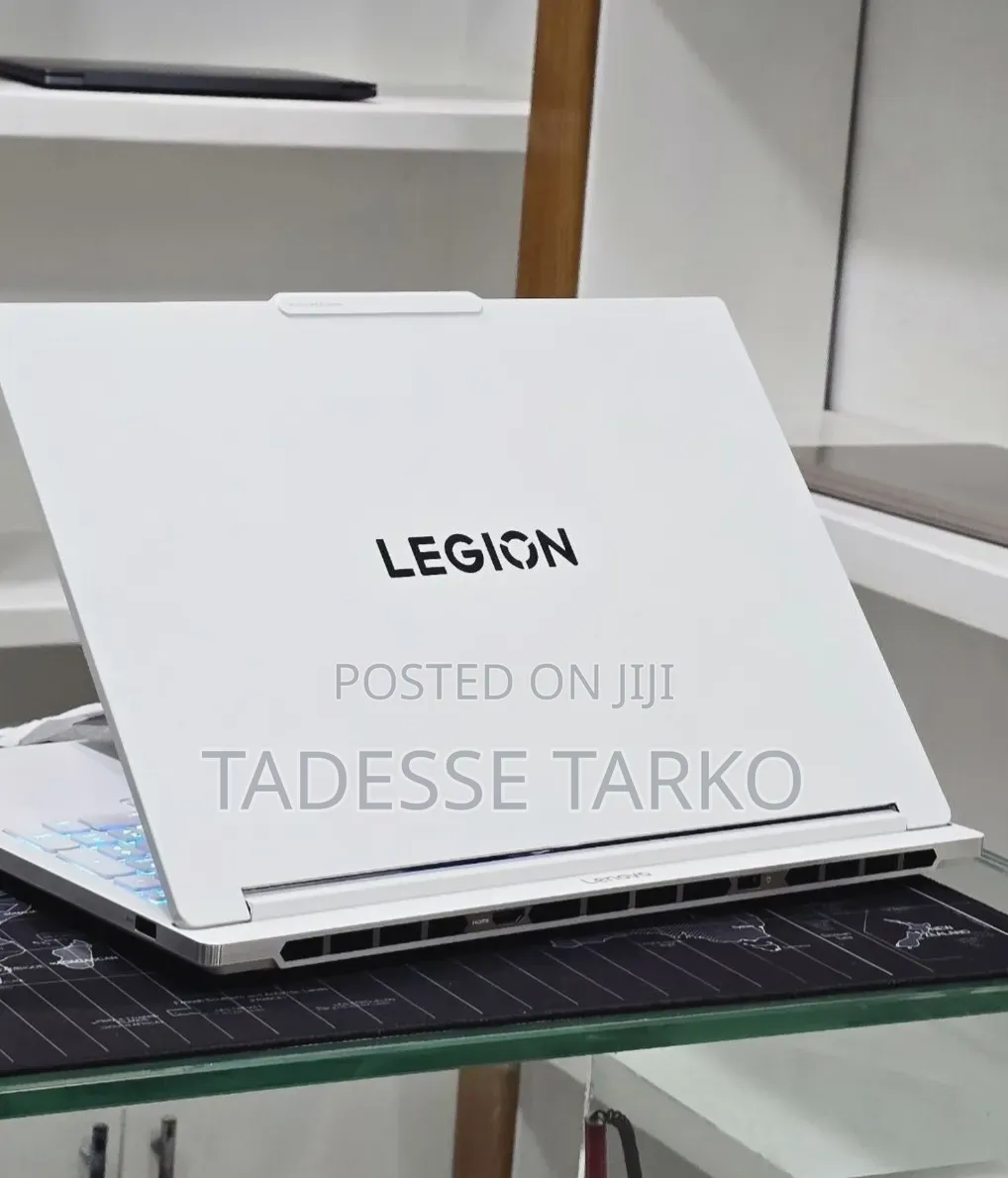 New Laptop Lenovo Legion 7 32GB Intel Core Ultra 7 SSD 1T