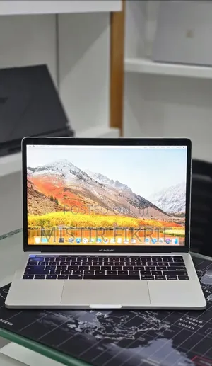 New Laptop Apple MacBook Pro 2019 16GB Apple M1 Pro SSD 512GB