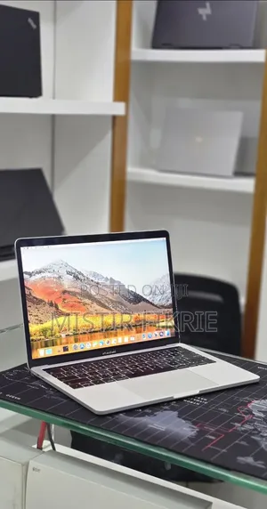 New Laptop Apple MacBook Pro 2019 16GB Apple M1 Pro SSD 512GB