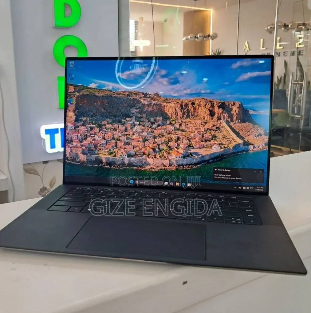 New Laptop Dell Precision 5560 16GB Intel Core i7 SSD 512GB
