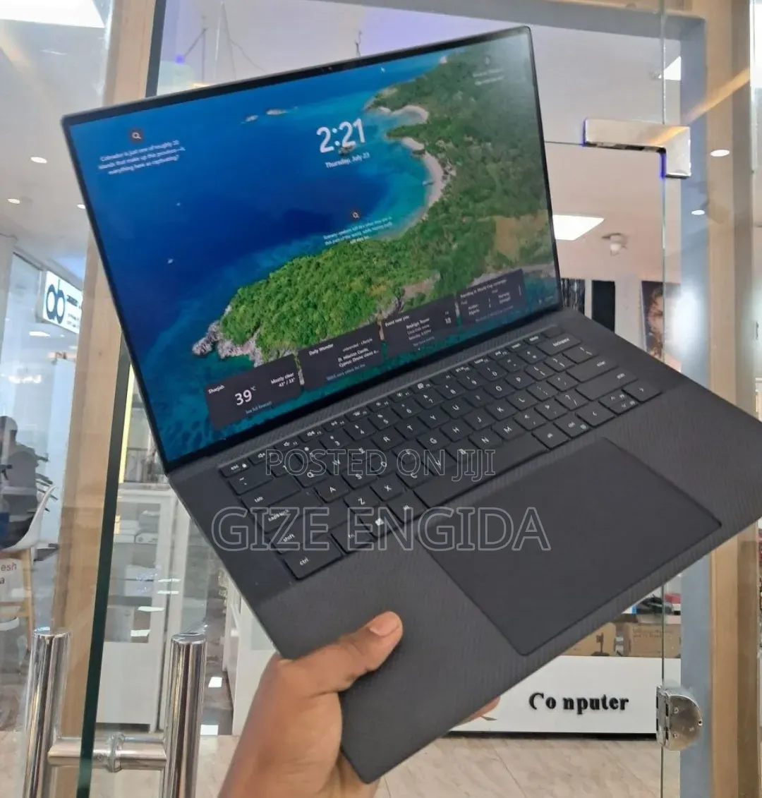 New Laptop Dell Precision 5560 16GB Intel Core i7 SSD 512GB