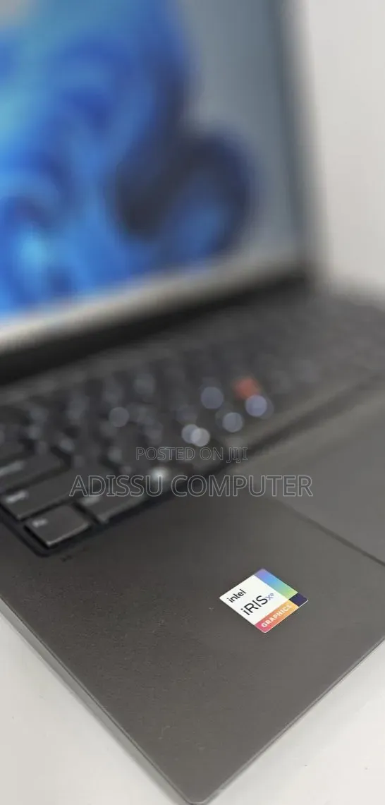 New Laptop Lenovo ThinkPad T14s G4 16GB Intel Core i7 SSD 512GB