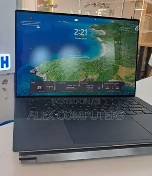 New Laptop Dell Precision 5560 16GB Intel Core i7 SSD 512GB