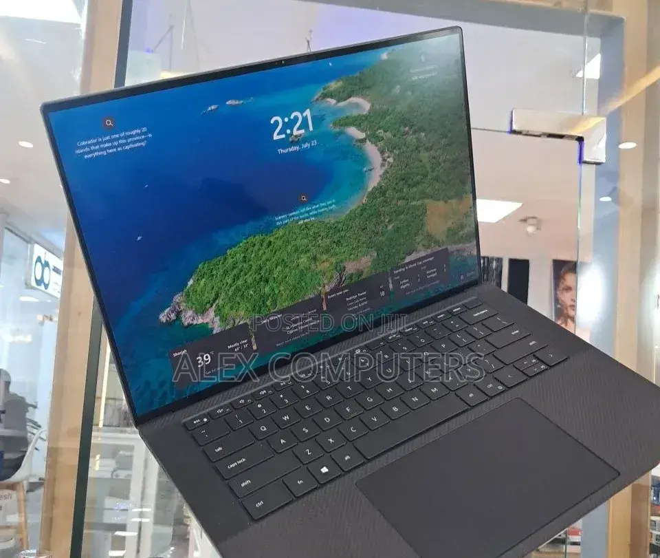 New Laptop Dell Precision 5560 16GB Intel Core i7 SSD 512GB