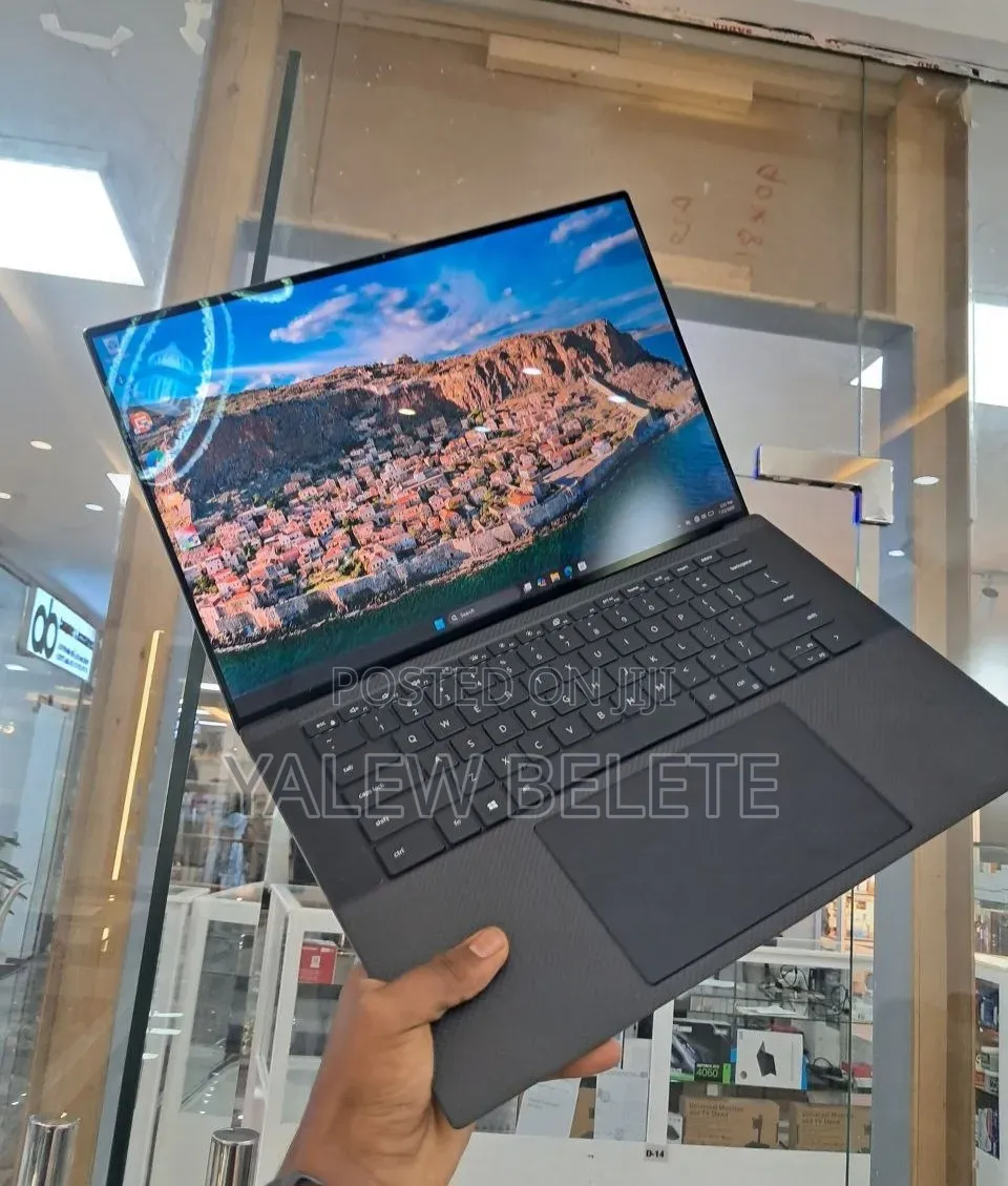 New Laptop Dell Precision 5560 16GB Intel Core i7 SSD 512GB