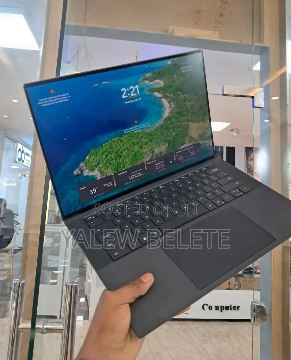 New Laptop Dell Precision 5560 16GB Intel Core i7 SSD 512GB