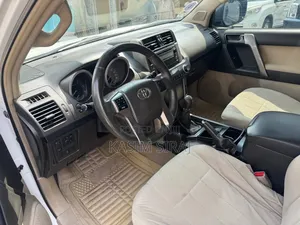 Toyota Land Cruiser Prado 2011 White