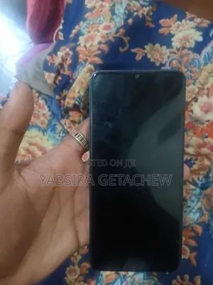 Itel A06 64 GB Black