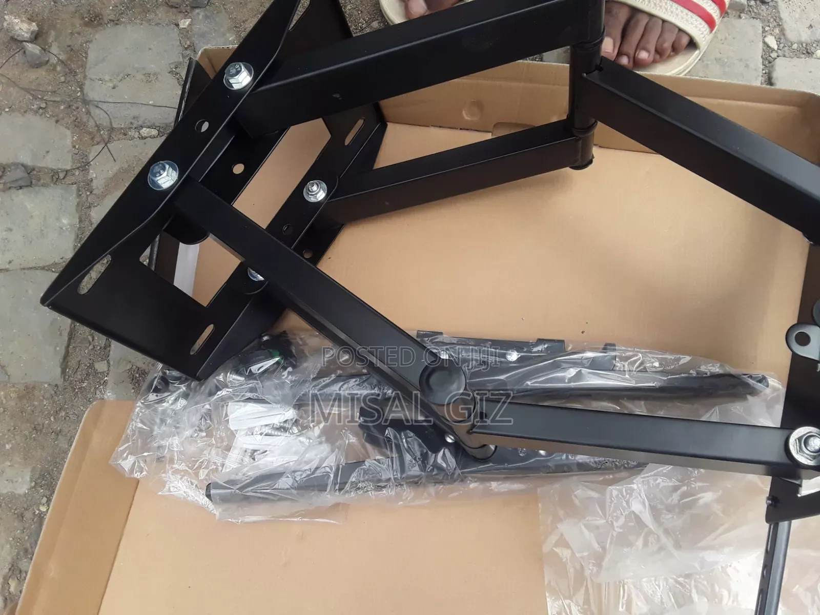 Flaxible TV Wall Mount for 26-65 Inch