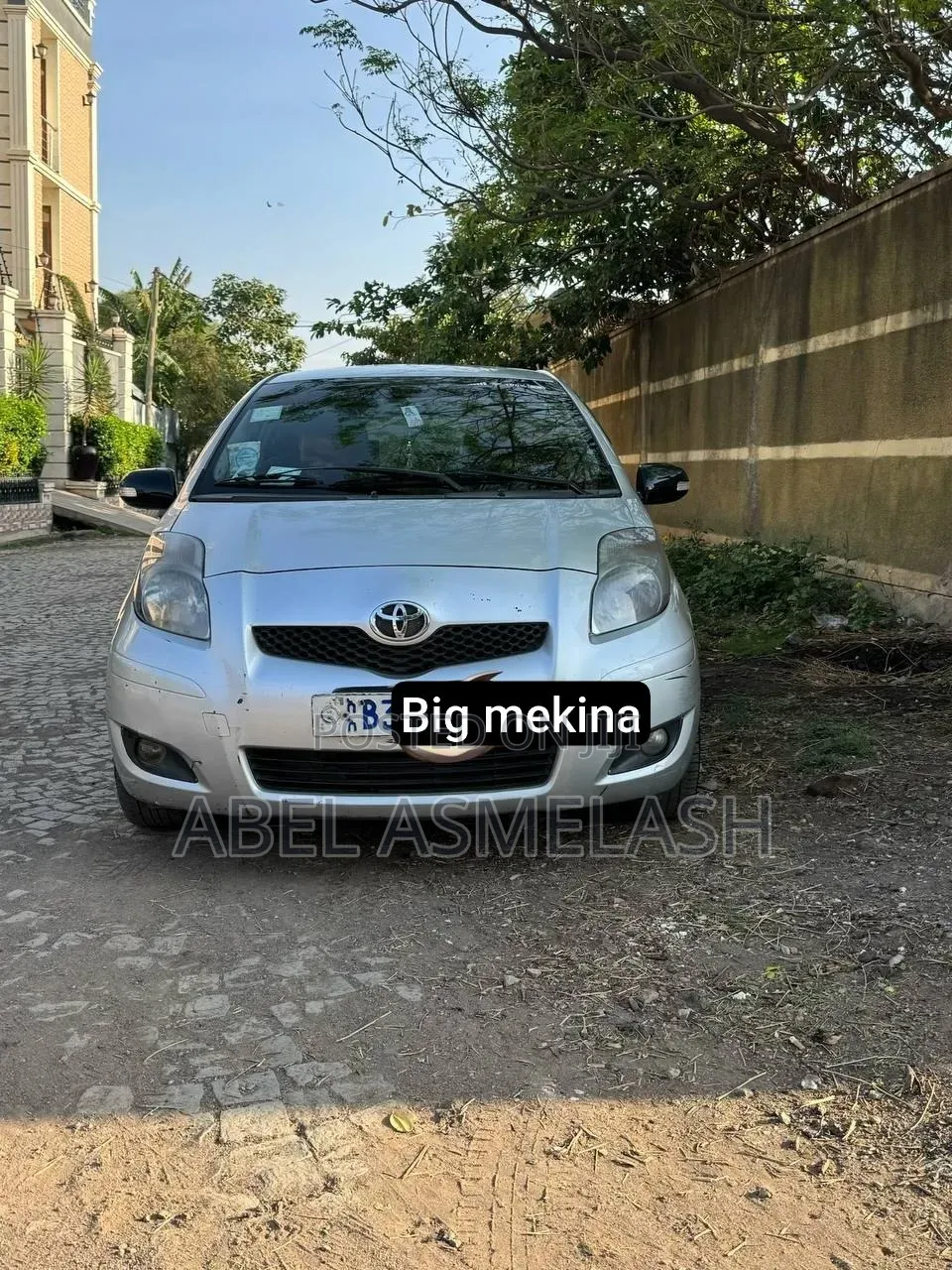 Toyota Yaris 2010 Silver