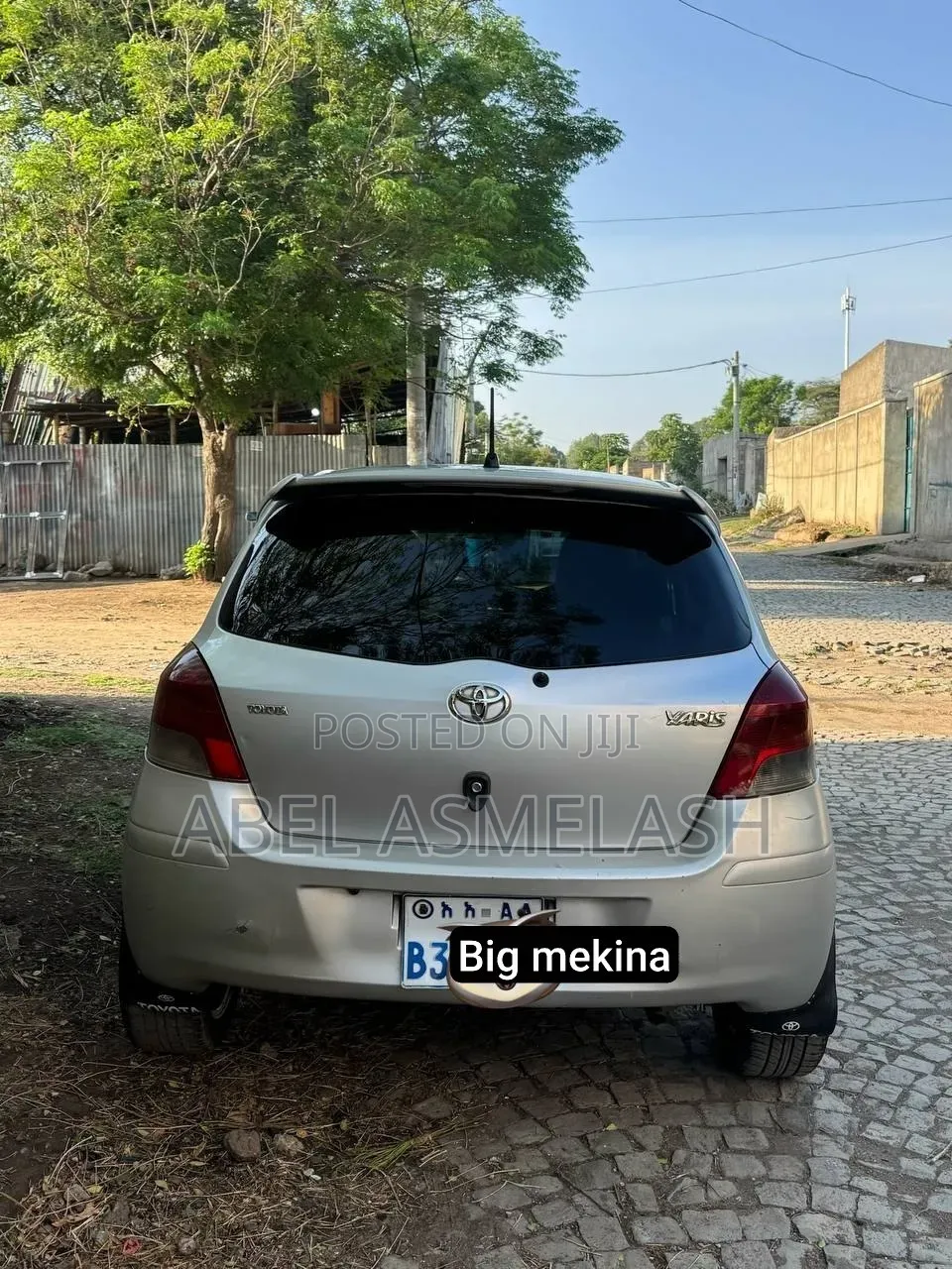 Toyota Yaris 2010 Silver