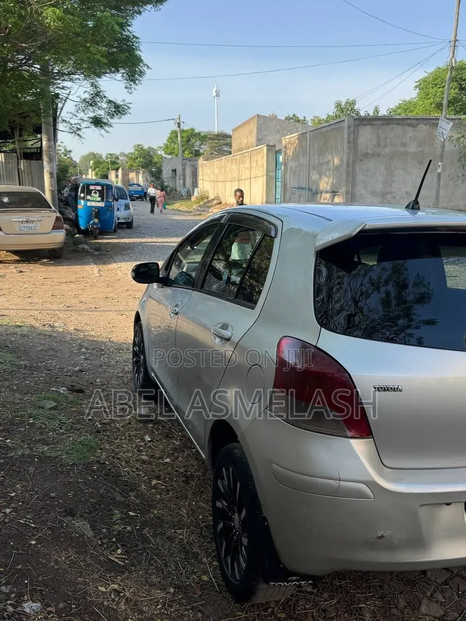 Toyota Yaris 2010 Silver