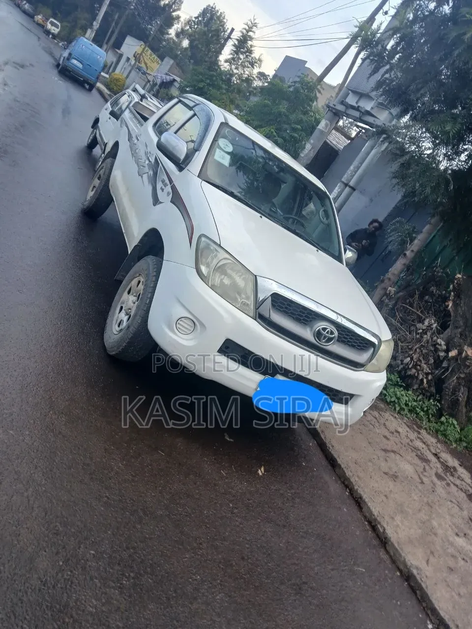 Toyota Hilux 2010 White