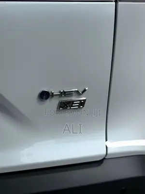 New Toyota Corolla Cross Hybrid 2025