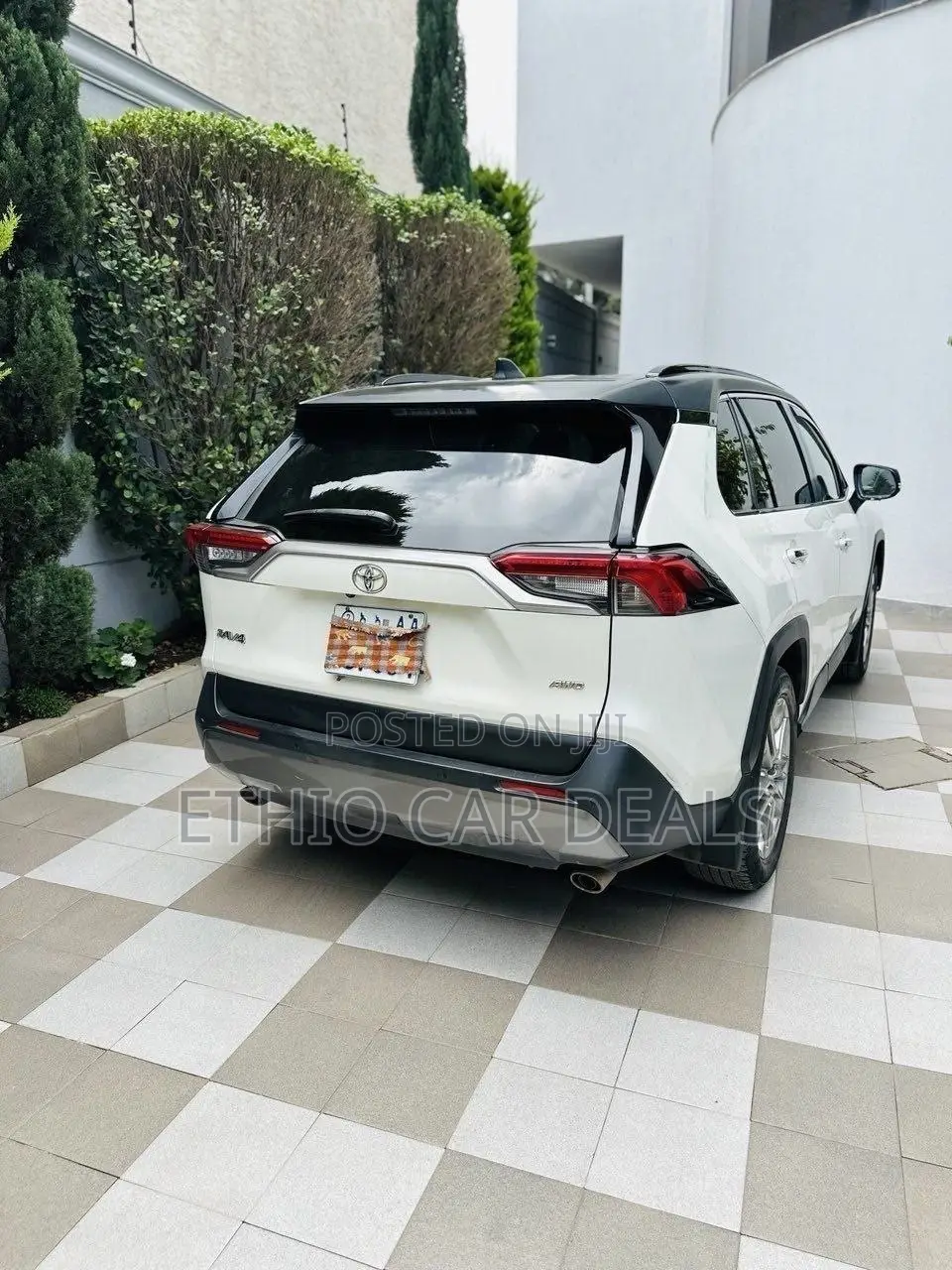 Toyota RAV4 2020 White