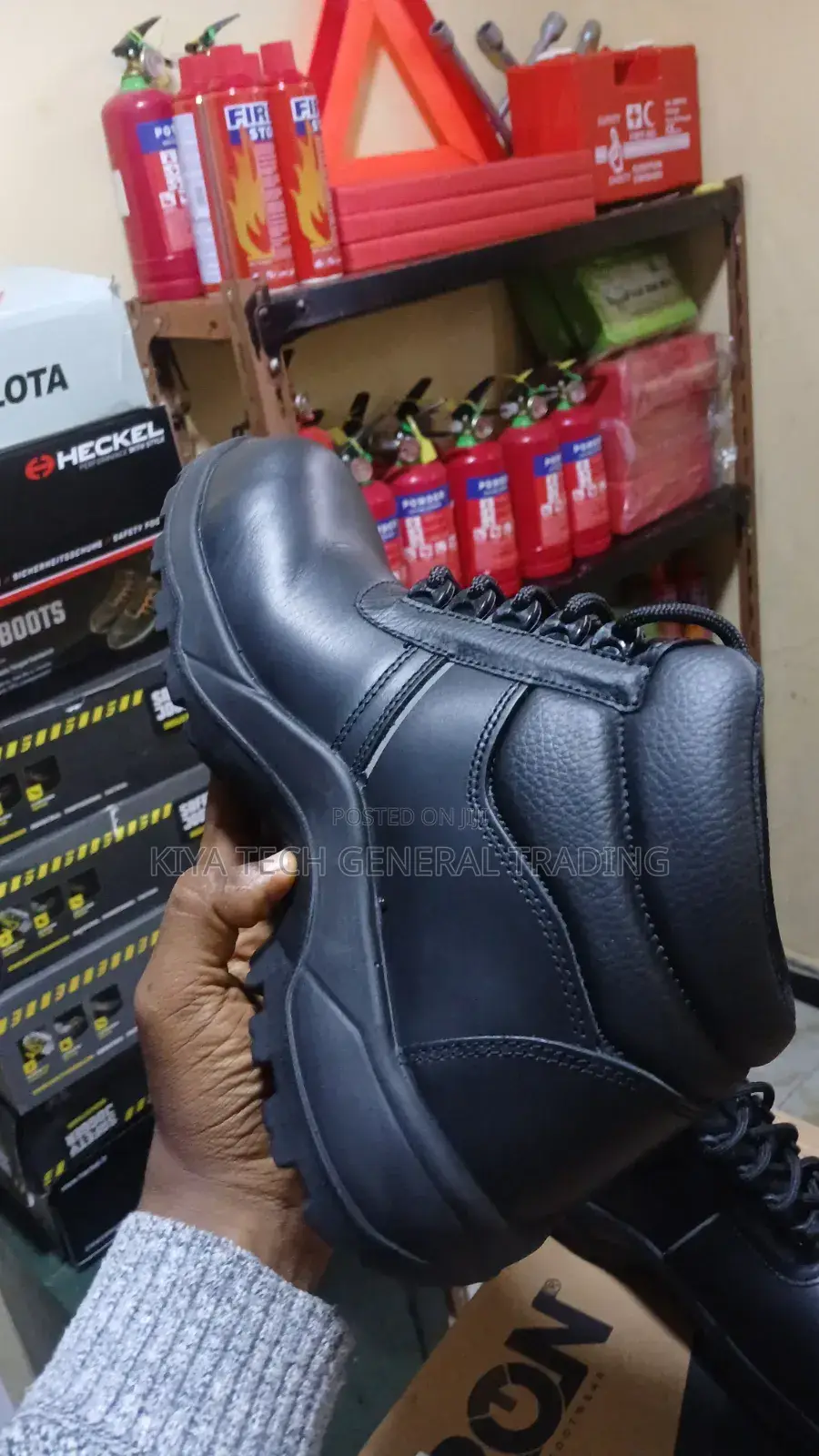 ትሮን Safety Shoe From Adane Safety