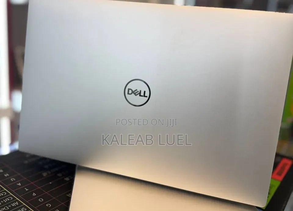 New Laptop Dell XPS 15 16GB Intel Core i7 SSD 512GB