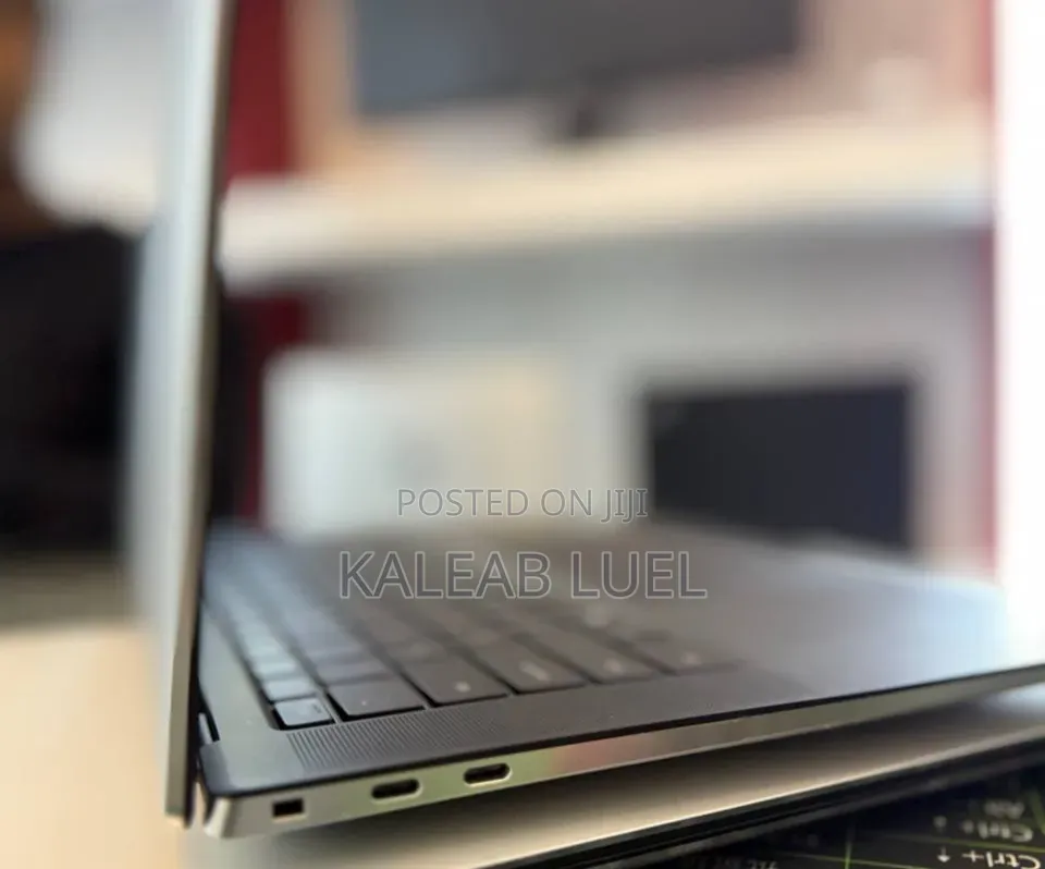New Laptop Dell XPS 15 16GB Intel Core i7 SSD 512GB