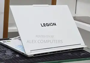 New Laptop Lenovo Legion 5 32GB Intel Core Ultra 7 SSD 1T