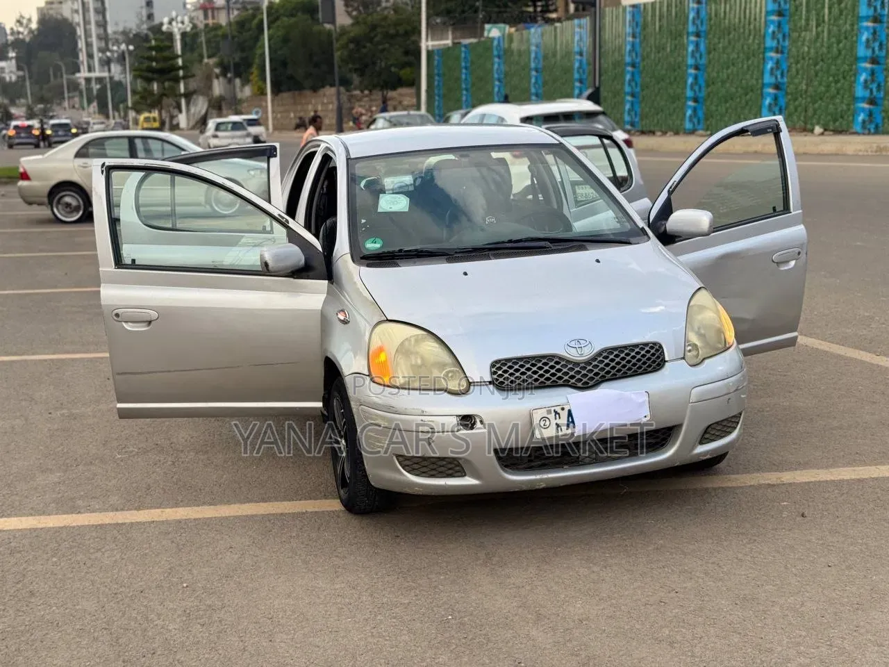 Toyota Yaris 2004 Silver