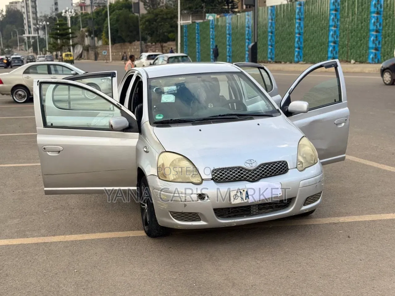 Toyota Yaris 2004 Silver