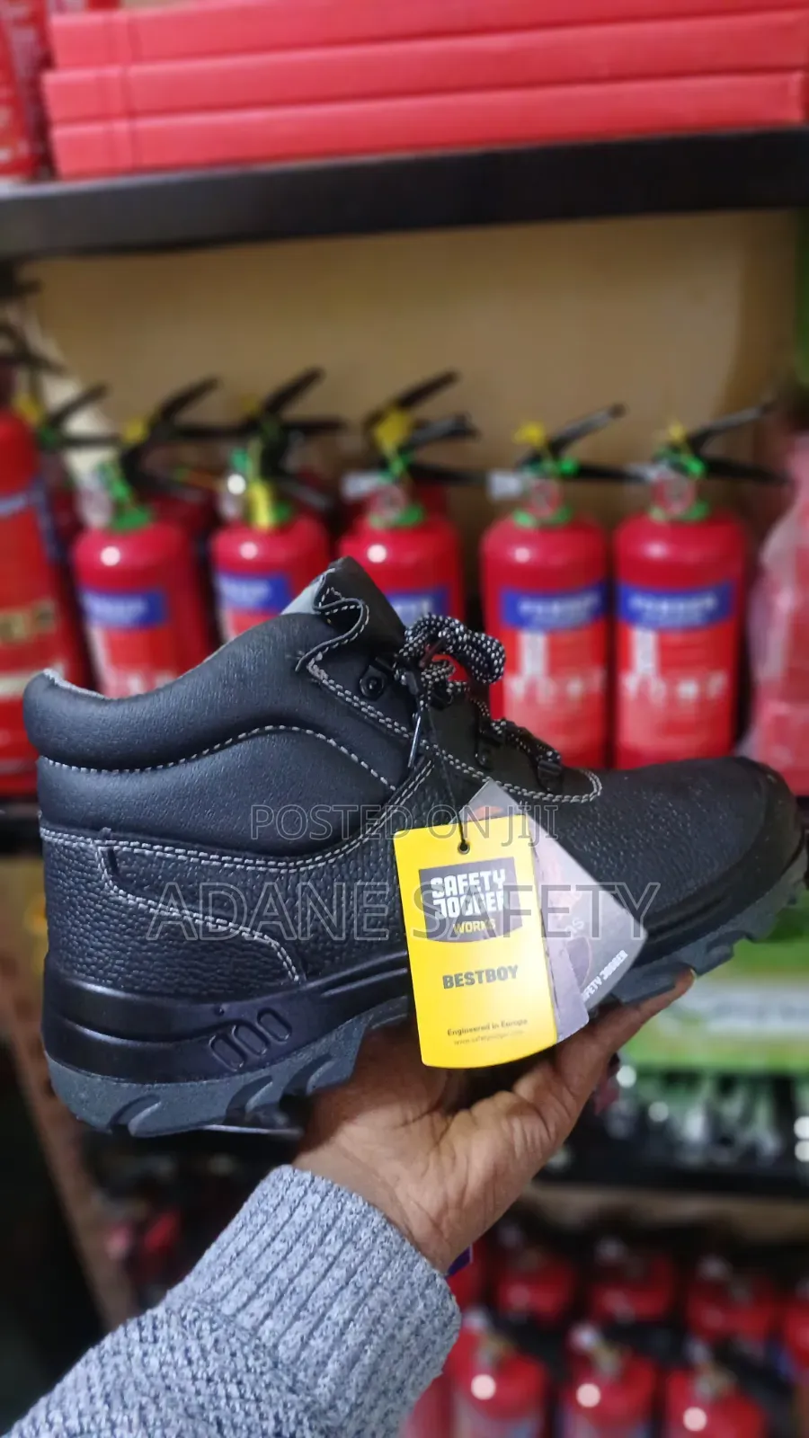 Safety Jogger Safety Shoe From Adane Safety 哦