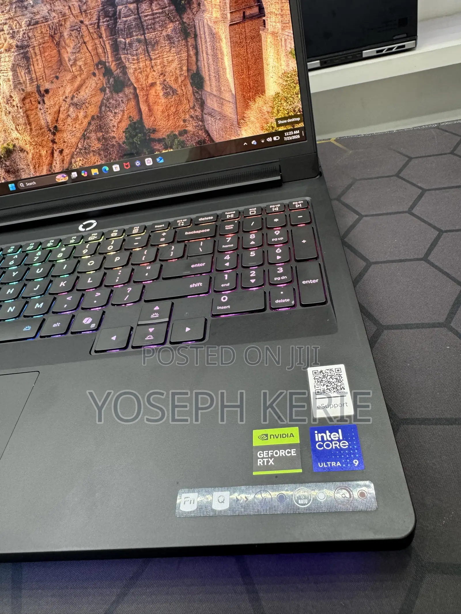 New Laptop Lenovo Legion Pro 7 32GB Intel Core Ultra 9 SSD 1T