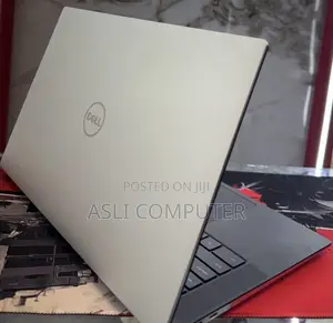 New Laptop Dell XPS 15 16GB Intel Core i7 SSD 512GB