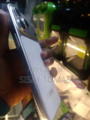 New Mobile Phone 1 TB Silver