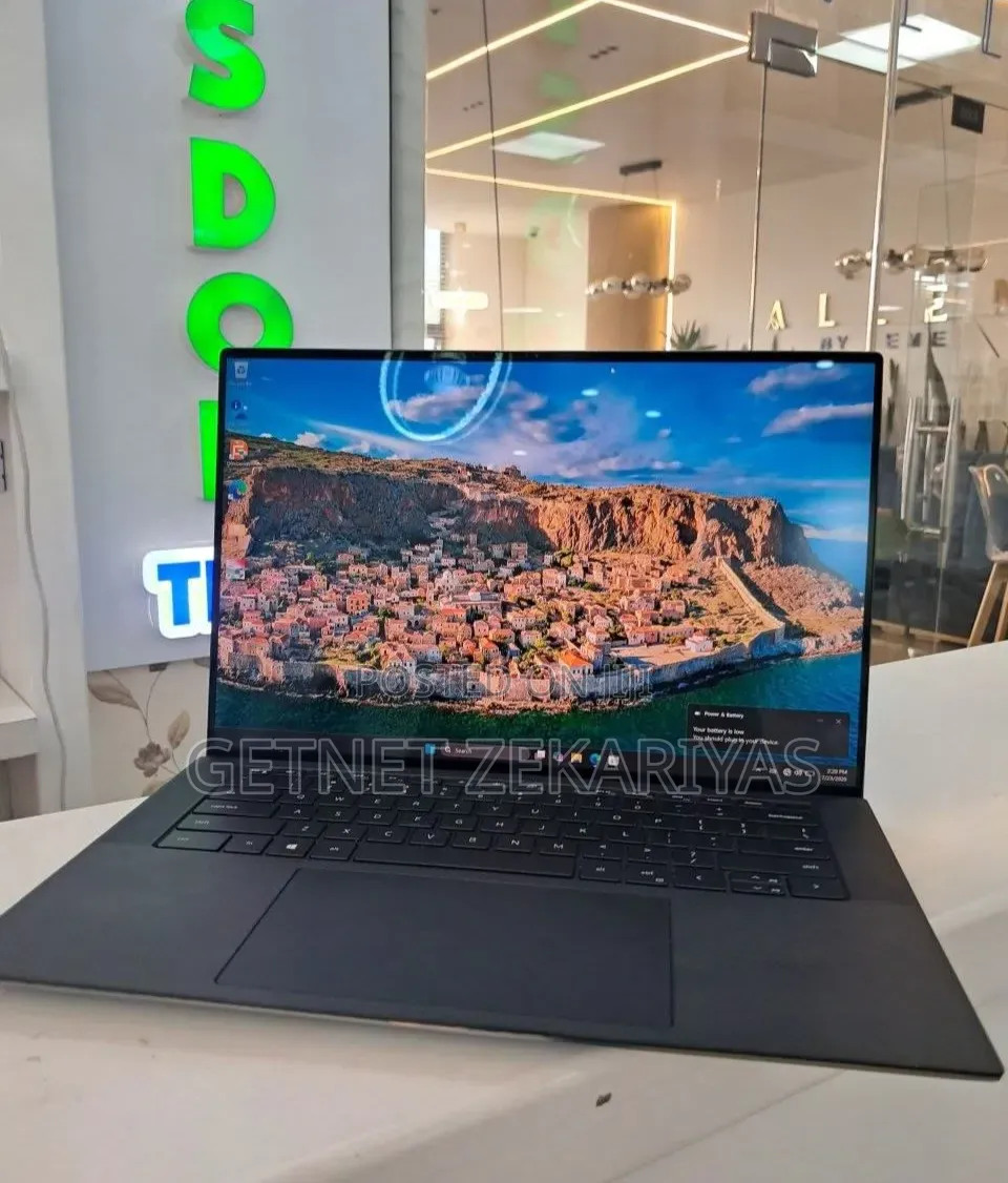 New Laptop Dell Precision 5560 16GB Intel Core i7 SSD 512GB