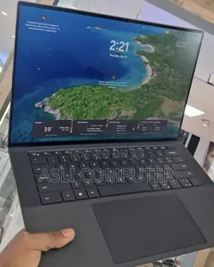 New Laptop Dell Precision 5540 16GB Intel Core i7 SSD 512GB