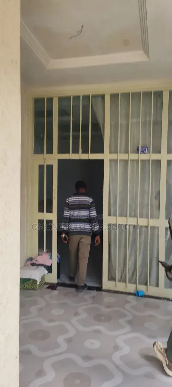 Furnished 8bdrm House in Dukem Bishoftu Ct, East Shewa for sale