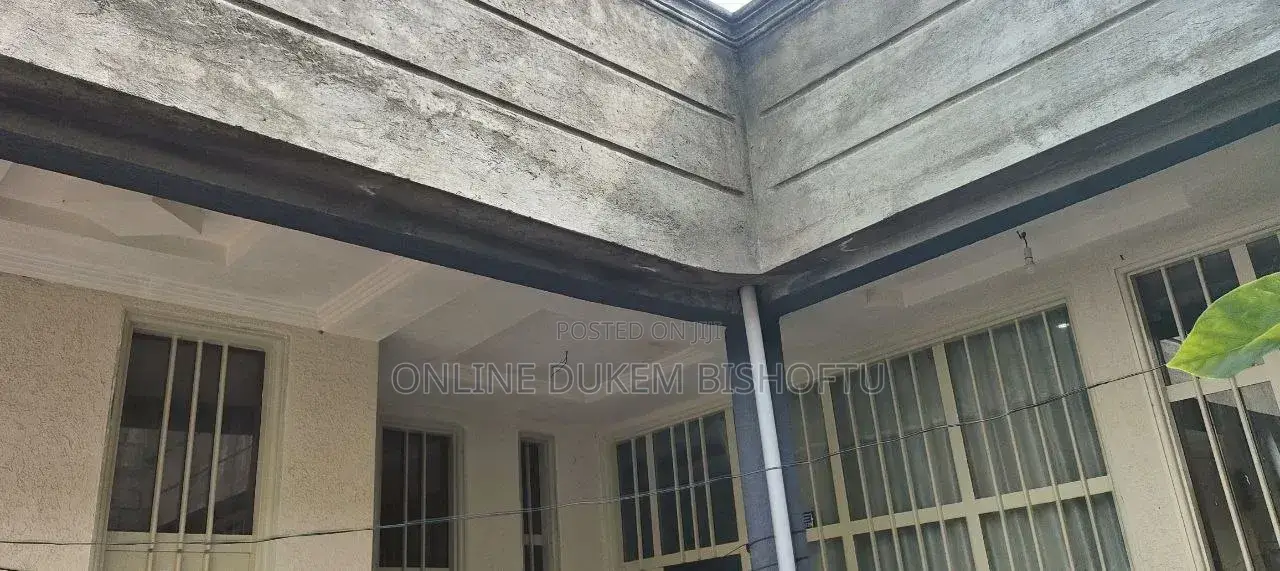 Furnished 8bdrm House in Dukem Bishoftu Ct, East Shewa for sale