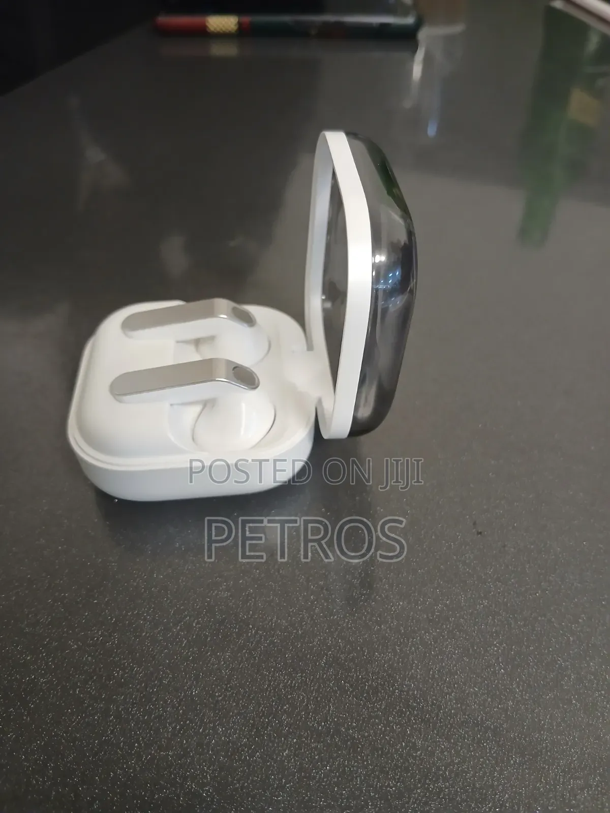 Samsung Galaxy Buds 4 Airpod