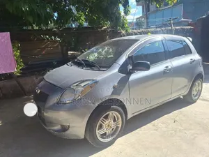 Toyota Yaris 2007 Gray